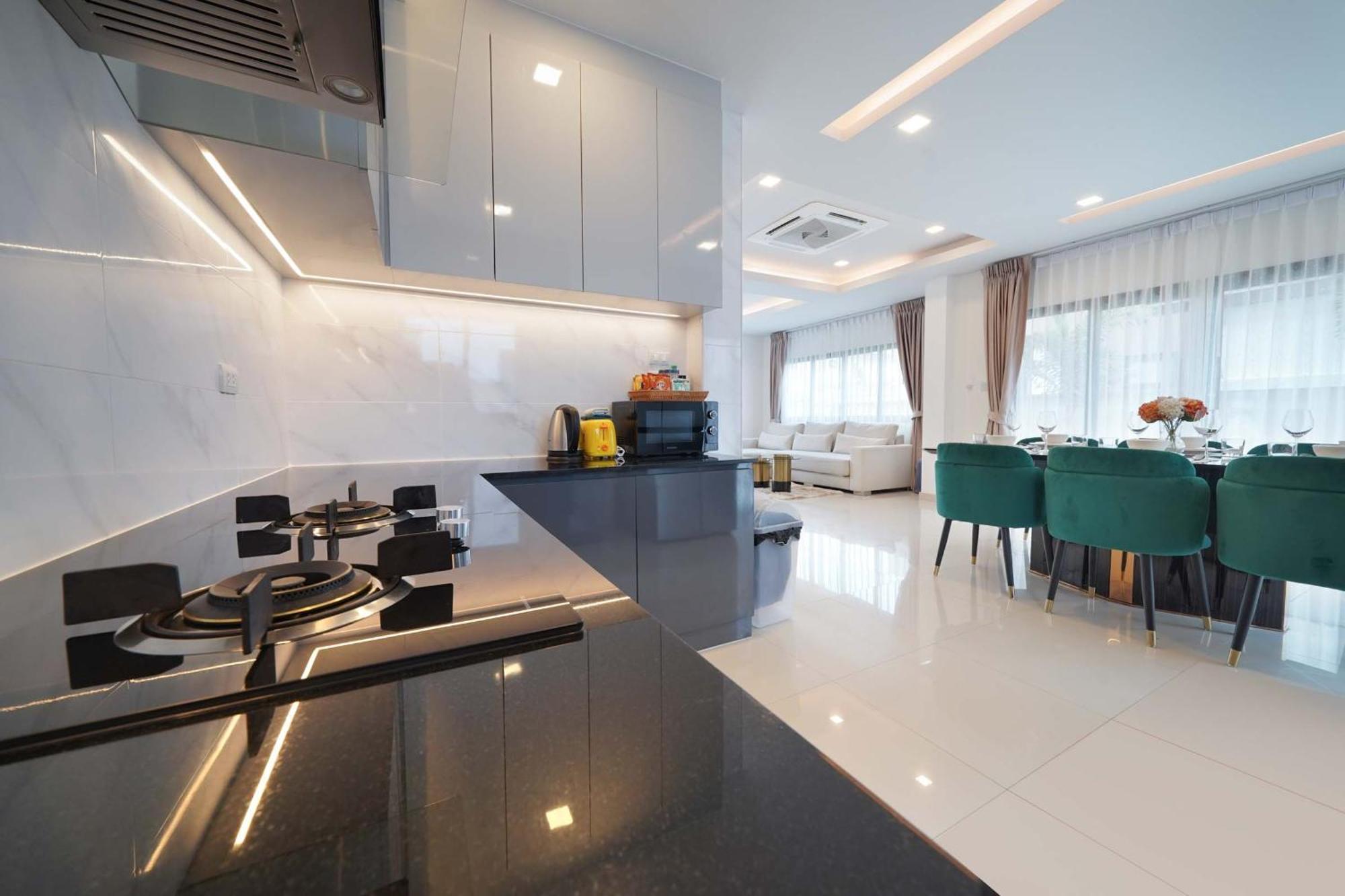 Southern Peak Pool Villa Huay Yai Pattaya Ban Huai Yai 外观 照片