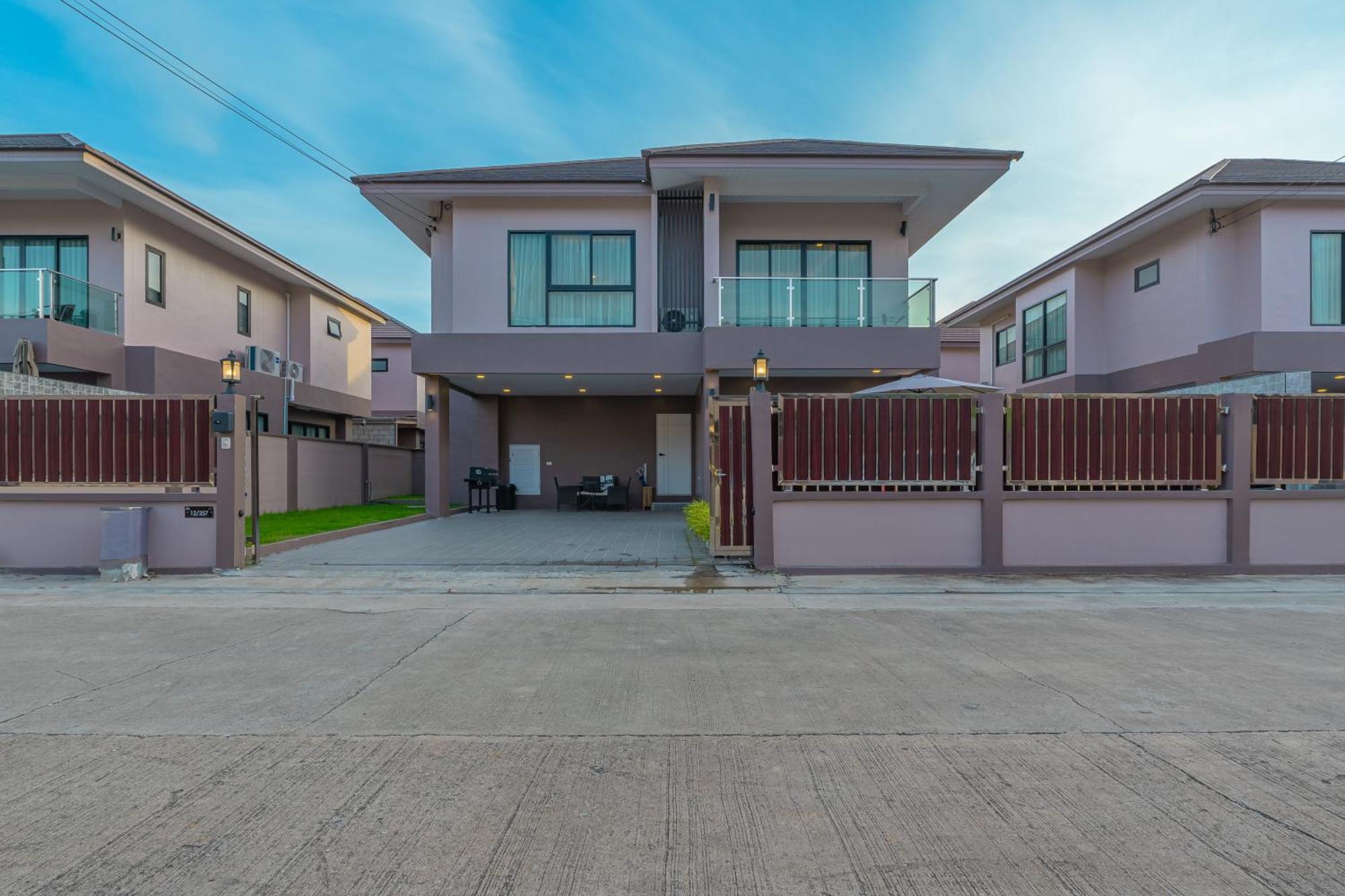 Southern Peak Pool Villa Huay Yai Pattaya Ban Huai Yai 外观 照片